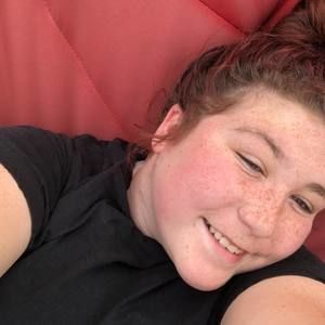 Meet your Posher, Elisa